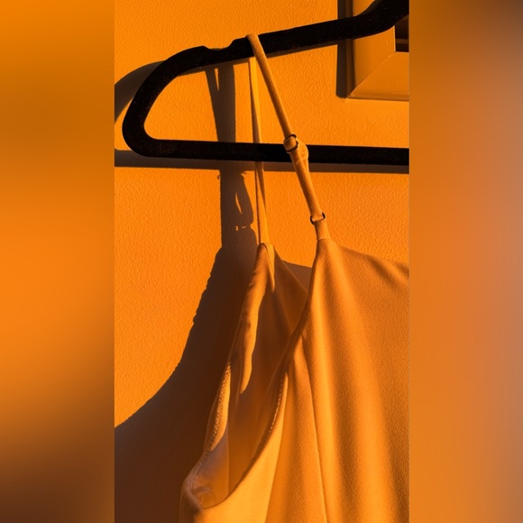 Halston white dress - Picture 8 of 9